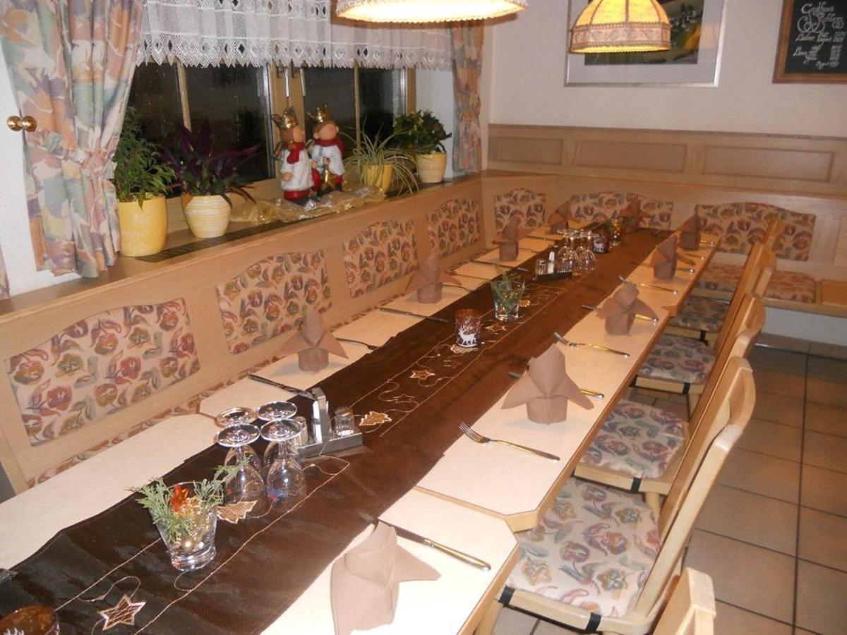 בירגלאנד Landgasthof Zum Schloss מראה חיצוני תמונה